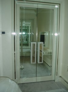 Mirrored Wardrobe Doors and Handles